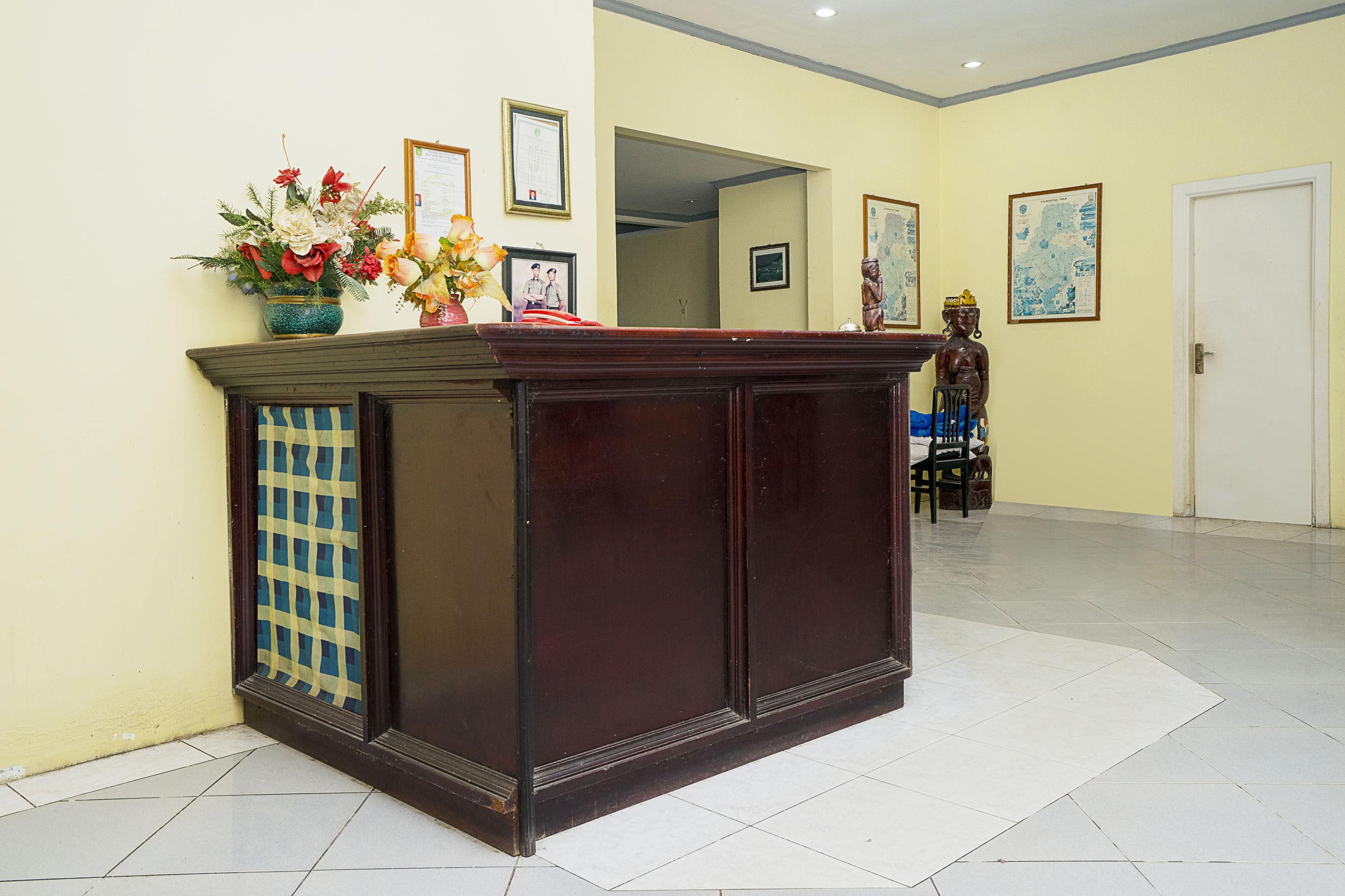 Oyo 1989 Hotel Pelangi Harapan Samarinda Extérieur photo