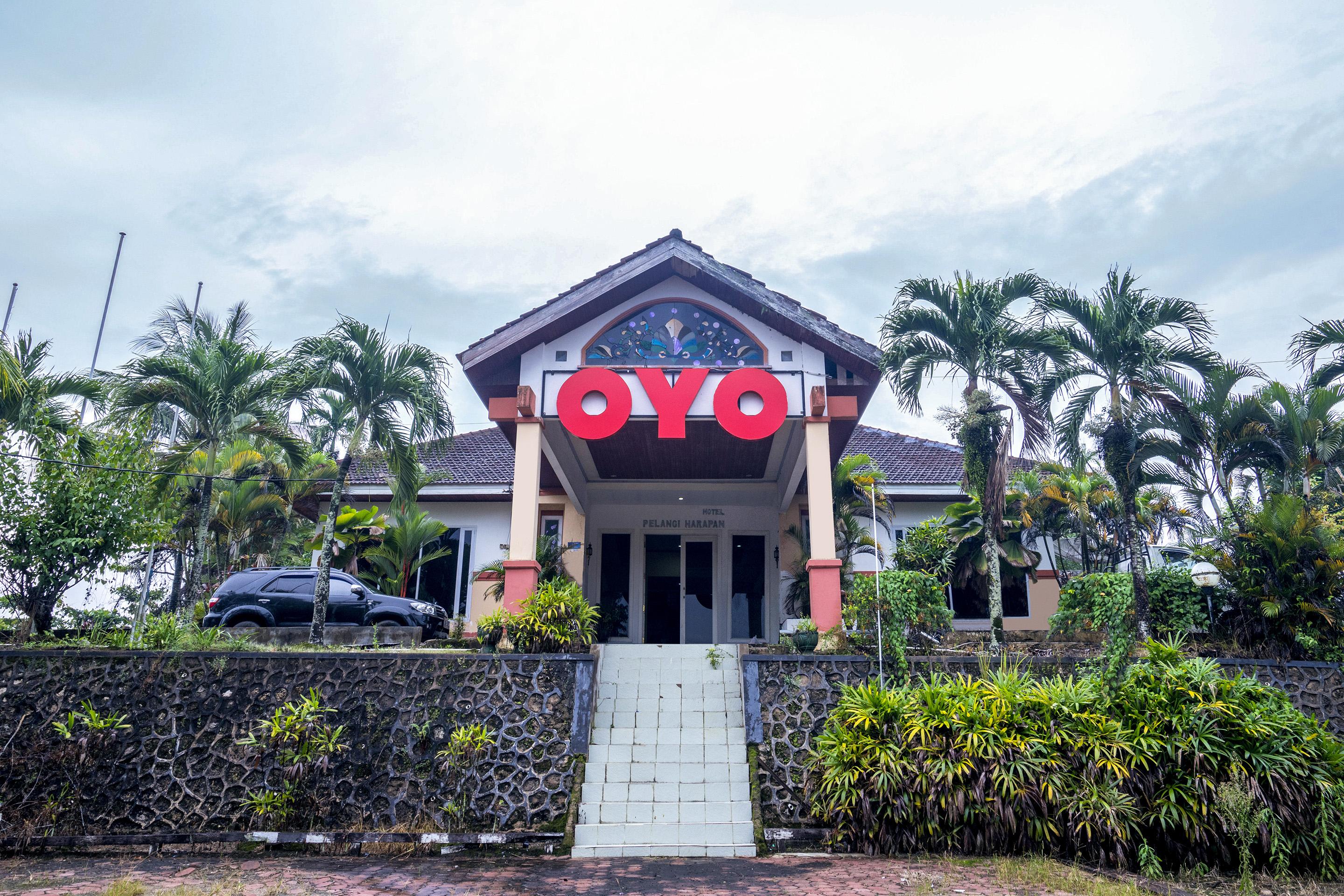 Oyo 1989 Hotel Pelangi Harapan Samarinda Extérieur photo